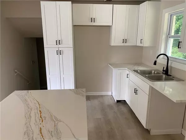 Decatur, GA 30032,3211 Thrasher CIR