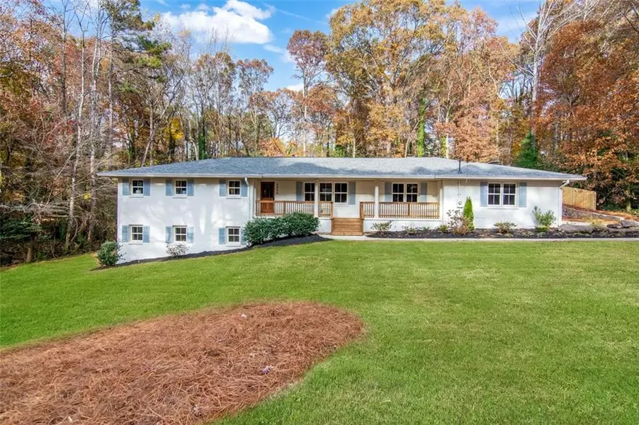 4956 Mountclaire RD, Stone Mountain, GA 30087