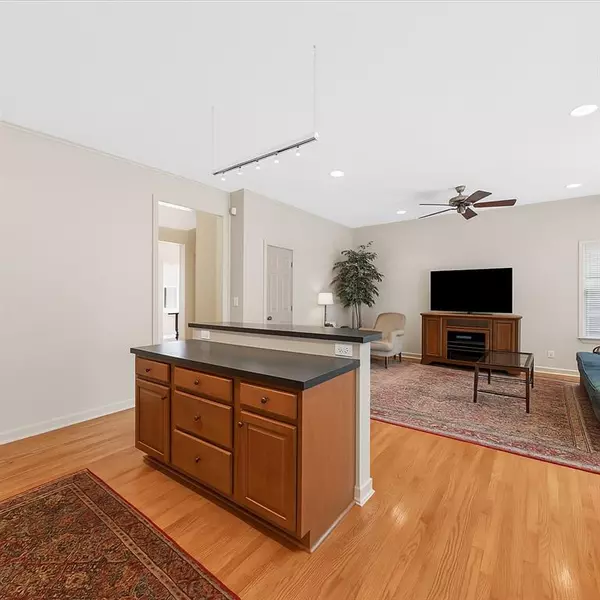 Smyrna, GA 30080,4392 Paces Point CIR SE