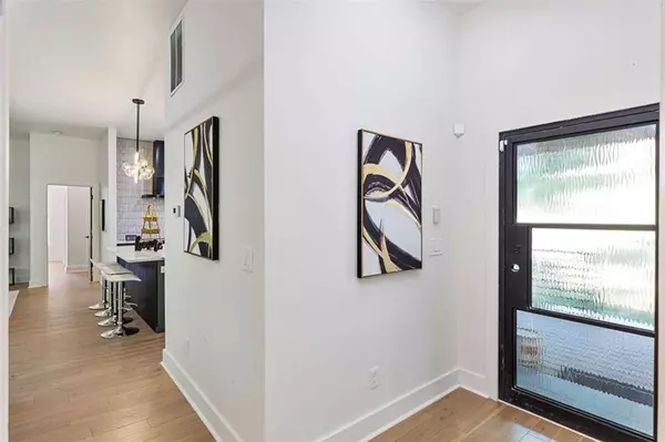 Atlanta, GA 30311,977 Fleetwood CIR SW