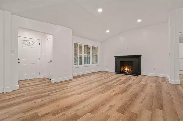 Atlanta, GA 30318,2825 Baker Ridge DR NW