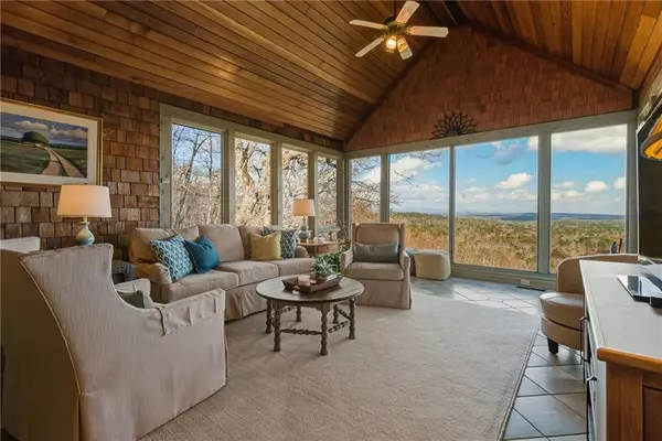 Big Canoe, GA 30143,739 Summit DR E