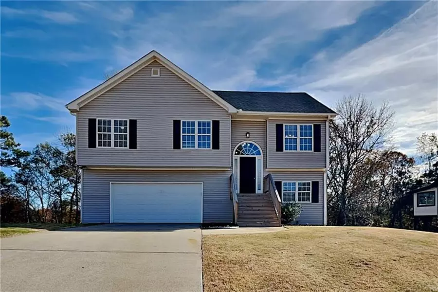 3747 Chesapeake Trace LN, Flowery Branch, GA 30542