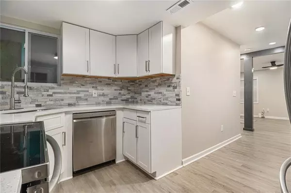 Atlanta, GA 30310,1246 Campbellton RD SW