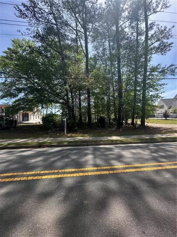 Marietta, GA 30067,120 Woodlawn DR