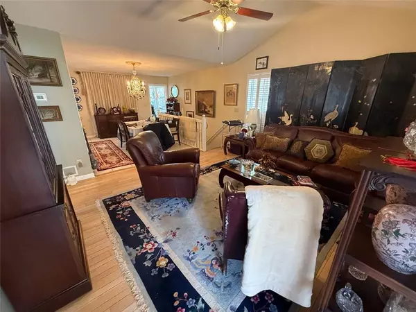 Dahlonega, GA 30533,490 GOLDEN AVE