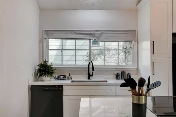 Hapeville, GA 30354,754 North AVE