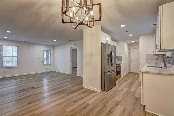 Decatur, GA 30032,2024 COLLIER CIR W