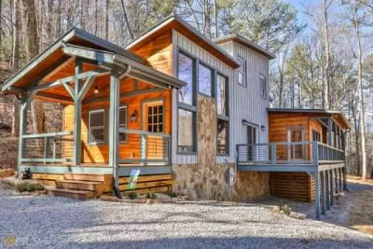 Ellijay, GA 30540,7 Addle CT