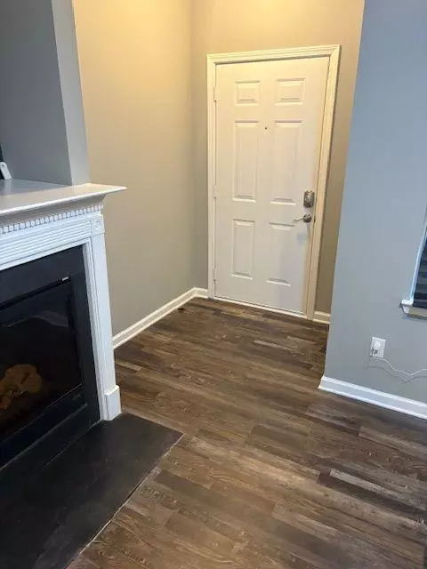 Atlanta, GA 30315,250 Amal DR SW #8004