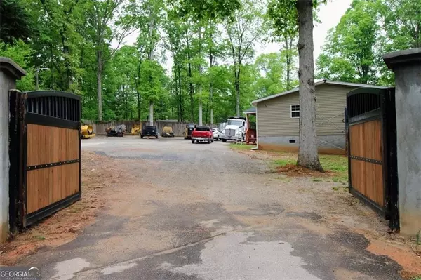 Carrollton, GA 30116,208 Holliday WAY