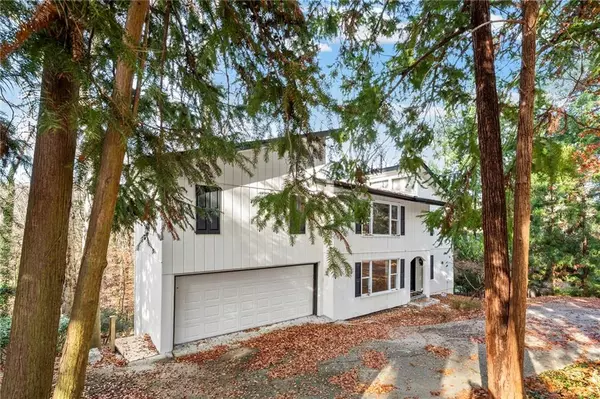 Atlanta, GA 30327,2710 Margaret Mitchell DR NW