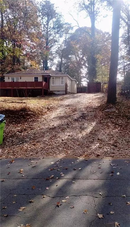 Mableton, GA 30126,6113 Blackhawk TRL SE