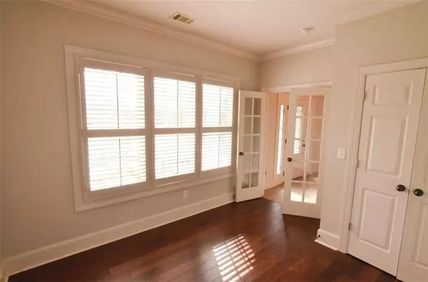 Gainesville, GA 30506,3476 Edgewood CIR