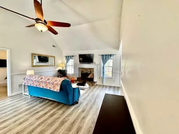 Canton, GA 30115,221 Mackenzie CT