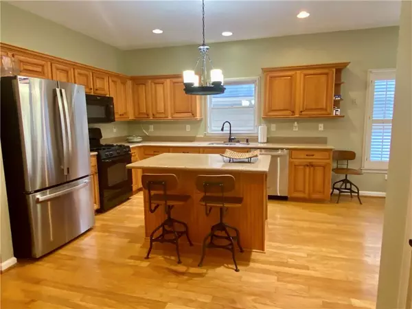 Decatur, GA 30030,517 Eastland DR