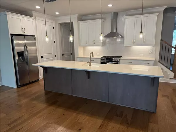 Alpharetta, GA 30022,419 Duncan Dene DR #140