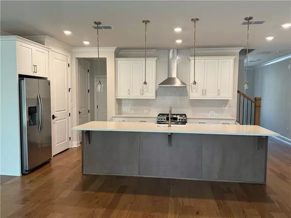 Alpharetta, GA 30022,419 Duncan Dene DR #140