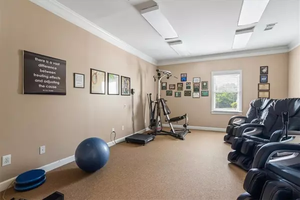 Conyers, GA 30094,889 COMMERCE