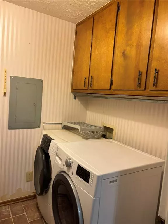 Lilburn, GA 30047,4082 Stonemont DR SW