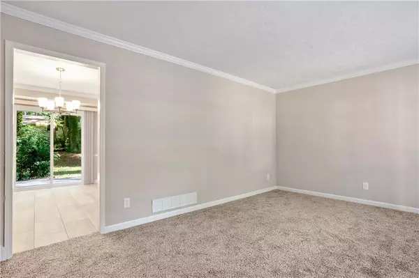 Roswell, GA 30075,235 Windflower TRCE