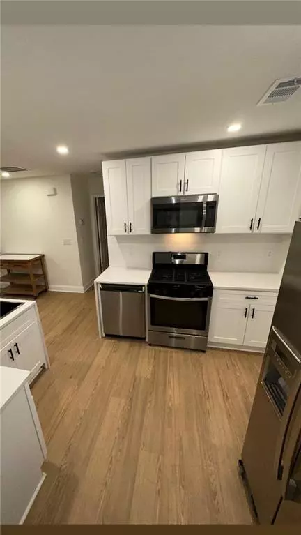 Atlanta, GA 30310,1735 Derry AVE