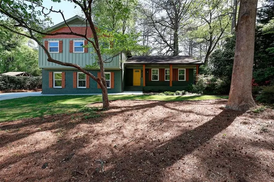 2538 Three Bars Dr, Grayson, GA 30017