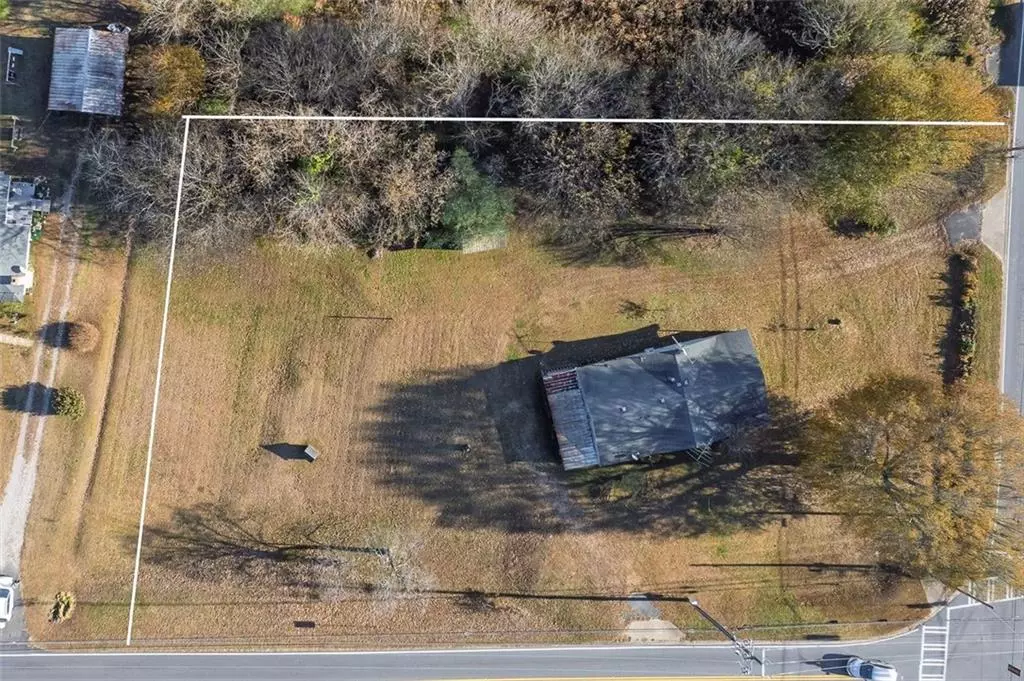 Woodstock, GA 30188,585 ARNOLD MILL RD