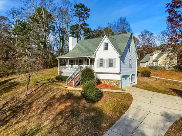 685 Dena DR, Canton, GA 30114