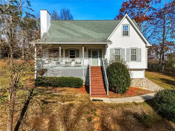 Canton, GA 30114,685 Dena DR