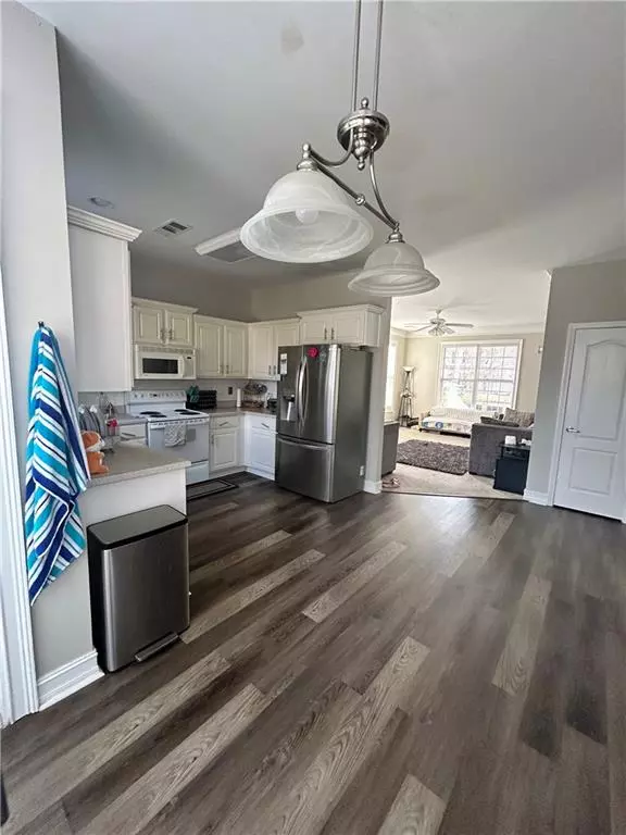 Lawrenceville, GA 30043,2061 Wildcat Cliffs Lane