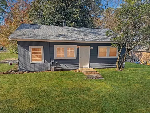 2224 Elizabeth AVE SE, Smyrna, GA 30080