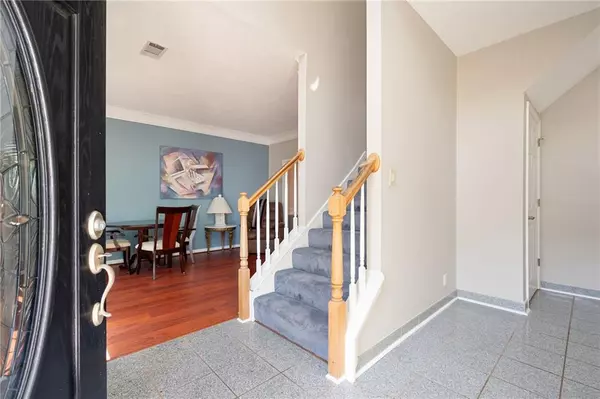 Alpharetta, GA 30022,5425 Taylor RD