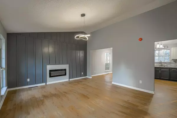 Lithonia, GA 30058,2060 Bedford CT