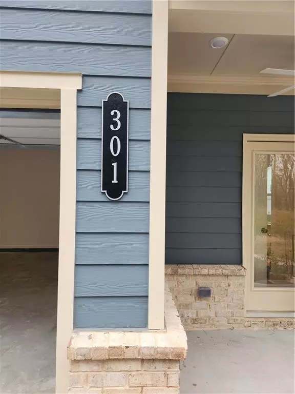 Woodstock, GA 30188,301 Fraley DR