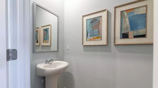 Stone Mountain, GA 30088,2062 Crossing Road