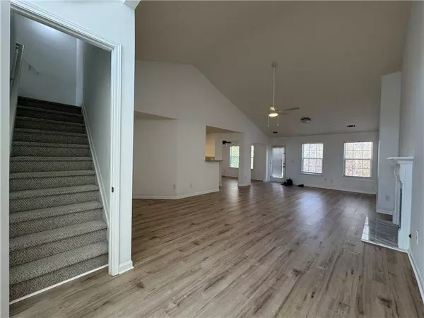 Suwanee, GA 30024,3720 Crescent Walk LN