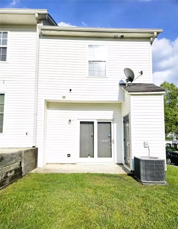 Riverdale, GA 30296,6099 CAMDEN FORREST DR