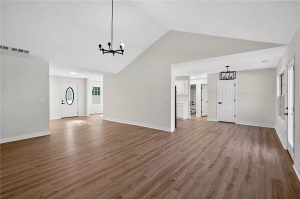 Gainesville, GA 30507,2218 Smallwood Springs DR