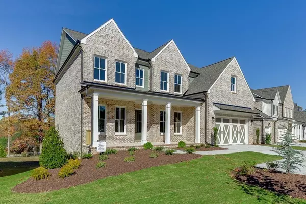 Buford, GA 30518,450 Thunder RD