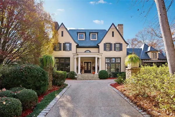 Atlanta, GA 30327,675 W Paces Ferry RD NW #13