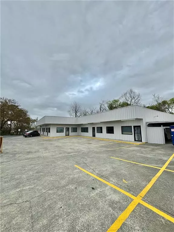 Dalton, GA 30721,1018 N Glenwood AVE #5