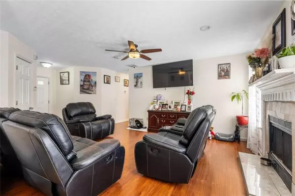 Loganville, GA 30052,1729 Brandi LN