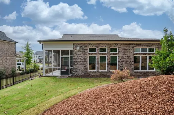 Alpharetta, GA 30022,513 Camden Hall DR