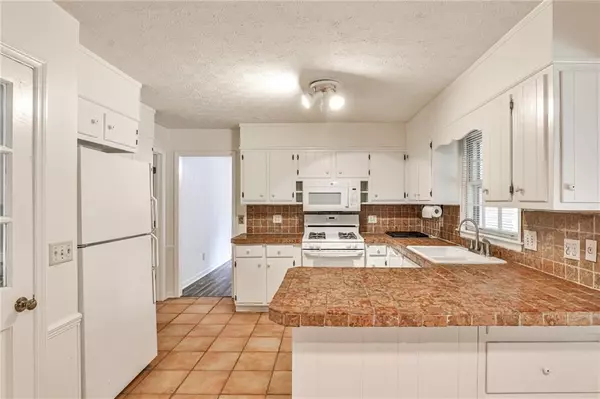 Atlanta, GA 30340,2851 Thornridge DR