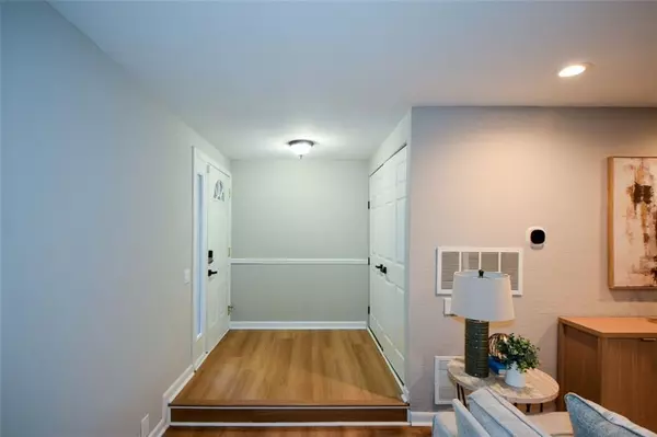 Atlanta, GA 30328,46 Dunwoody Springs DR