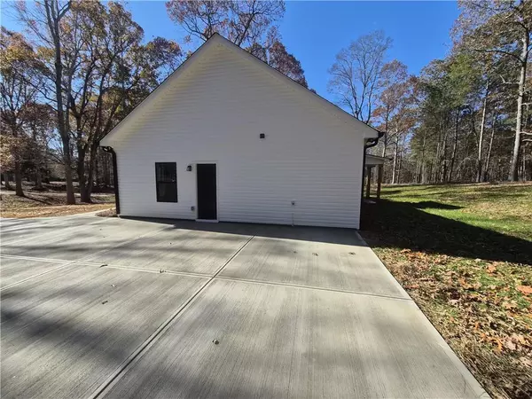 Dallas, GA 30132,991 High Shoals RD