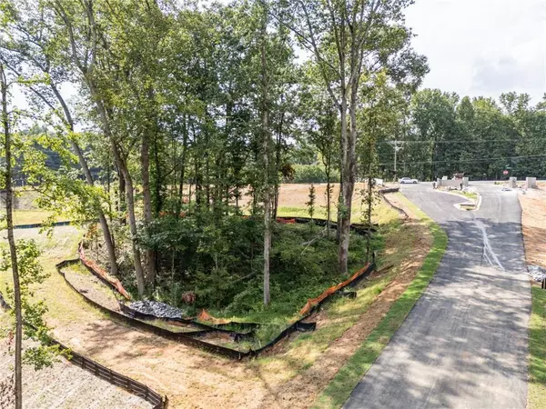 Milton, GA 30004,750 Oaks TRL W