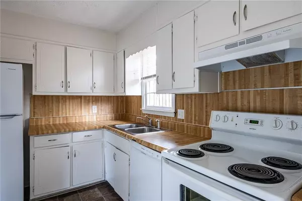 582 Downing ST, Lawrenceville, GA 30046