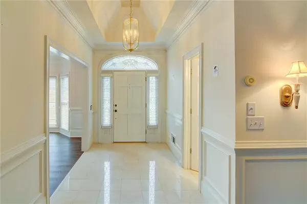 Peachtree Corners, GA 30092,5305 Linnadine WAY